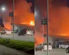 Incendiu foarte violent lângă București. Flăcări uriașe pe Șoseaua Tudor Vladimirescu din comuna Domnești