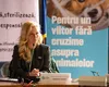 De ce ar trebui să te intereseze de unde vine carnea de pui pe care o mănânci. 96% dintre păsări provin din sisteme intensive, doar 4% au acces afară sau sunt crescute ecologic 