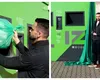 Un tânăr din Iași a inventat un sistem care permite reciclarea ambalajelor fără scanare individuală. Banii intră automat pe card