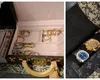 Două femei care veneau din Dubai au fost prinse pe aeroportul Otopeni cu bijuterii, ceasuri de lux și bani în valoare totală de trei milioane de euro!