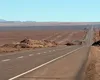 Vrei să vizitezi cele 14 țări prin care trece cea mai lungă autostradă din lume? Ia-ți concediu minimum șase luni, pentru că ai de mers, nu glumă!