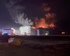 VIDEO Incendiu de proporții la o fabrică de polistiren din județul Cluj. Pompierii intervin cu 9 autospeciale