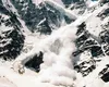 Imagini teribile cu o avalanşă care a măturat o staţiune din Alpi. HARTA riscului de avalanşă în România
