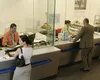 O bancă lansează o campanie de premii pentru pensionari în mijlocul unui scandal cu Guvernul Bolojan