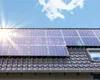 Un român și-a redus factura la energie la 0, după ce și-a montat panouri fotovoltaice și baterii de stocare