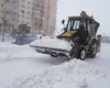 Un bărbat nemulțumit de cum i-a fost deszăpezită strada a scos pistolul la muncitori. Scene incredibile în Corbeanca