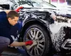 Amendă de 360 de euro pentru un tânăr care a zăbovit prea mult la o spălătorie auto. După contestarea amenzii, aceasta a fost majorată