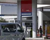 Cozi imense la carburanţi în Bulgaria. Şoferii din România şi Grecia au luat cu asalt benzinăriile de la sud de Dunăre