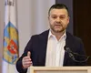 Ciucu anunţă că vrea să elibereze trotuarele din Bucureşti de maşini şi susţine că oameni din ministere încearcă să-i schimbe decizia: „Îmi sună telefonul în draci. Îmi pare rău, dar vreau să trăiesc într-un oraş civilizat”