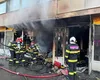 Incendiu puternic într-un bloc din Capitală. Flăcările s-au extins rapid, pompierii au intervenit de urgență FOTO + VIDEO