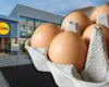 Cât costă un ou în magazinele Lidl România, cu o săptămână înainte de Paște