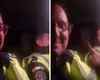 Polițiștii sunt puși pe șotii și pe lăsat șoferii pietoni: „Să sară permisele!” cântă doi agenți, în mașina de serviciu