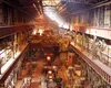 ALȚII ȘTIU, NOI NU. Polonezii și-au salvat o oțelărie mamut, prin naționalizare și mutarea producției în zona militară, energetică și navală. În România, combinatul siderurgic din Galați e scos la licitație cu preț redus și nimeni nu-l vrea, iar pe șantierul naval Mangalia, cel mai mare din țară, scrie FALIMENT