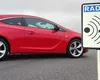 Un șofer a fost amendat cu peste 6.500 de euro după ce a fost prins cu 700 km/h la volanul unui Opel Astra. Autoritățile au recunoscut abia după opt ani că radarul era defect