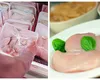 Alarmă în frigider! Cât rezistă carnea de pui ținută la rece. Trei semne clare că s-a stricat și îți poate amenința sănătatea