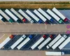 Criză majoră în transportul de marfă din Europa. Există aproximativ 500.000 de locuri de muncă disponibile, dar nimeni nu mai vrea să fie șofer de TIR