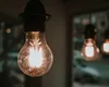 ANALIZĂ Facturile la energie îi sărăcesc pe români. Procent mare al celor care dau peste 10 la sută din bugetul familiei pe curent și gaze