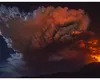 Nivel de alertă ridicat în Asia, trei vulcani au erupt simultan în Indonezia