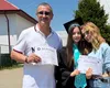 Daniela Gyorfi, plină de emoții și cu lacrimi în ochi la festivitatea de absolvire a fiicei sale. Maria a terminat clasa a VIII-a  