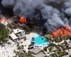 Vacanţă cu final tragic pentru mai mulţi turişti. O femeie a murit și 1700 de persoane au fost evacuate după un incendiu la un complex hotelier