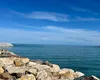 O bacterie periculoasă se înmulțește rapid în Marea Neagră. Avertisment pentru turiști înainte de concedii
