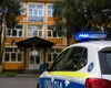 Bărbat din Bihor arestat după ce a încercat să răpească de la școală fiul unor polițiști