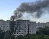 VIDEO Incendiu puternic într-un bloc din Sectorul 2 al Capitalei! Trei persoane au fost duse la spital