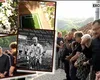 Exclusiv / Cum arată locul de veci al lui Gabi Mureșan. E împrejmuit cu flori, iar în interior se află o bucată de gazon în formă de teren de fotbal. Omagiul emoționant adus de familie / FOTO