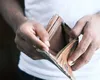 Noua lege a salarizării, un haos economic de proporții: Veniturile a peste 400.000 de bugetari din educație și sănătate rămân înghețate