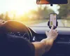 Bătaie în timpul unei curse de ride-sharing, în Capitală. Șoferul i-a dat un pumn clientului, iar victima a căzut și a dat cu capul de trotuar