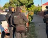 Jaf ca în filme la Botoșani! Un bărbat a sustras bijuterii în valoare de 100.000 euro dintr-o mașină parcată