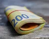 Se schimbă regulile pentru plățile în numerar. Sumele cash de peste 10.000 de euro vor fi interzise în UE