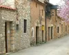 Un sat din Spania le oferă oamenilor casă gratuită și loc de muncă. Condițiile impuse de autorități