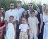 Valentina Pelinel, fotografie de familie alături de Cristi Borcea și opt dintre copiii afaceristului. „Vacanțele trec, amintirile rămân”