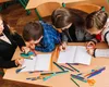 Anul școlar 2026 – 2027 începe pe 7 septembrie, dar programul after school se deschide mai târziu. Cum se vor descurca părinții