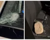 Șapte arestați după atacul din Cluj asupra ambulanței ”care fură copii”. Printre aceștia, o femeie care ar fi aruncat piatra ce a spart parbrizul mașinii