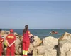 Un bărbat a murit înecat în stațiunea Neptun. Oamenii de pe plajă l-au văzut și au sunat la 112