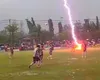 Tragedie pe terenul de fotbal. Un jucător a murit lovit de fulger chiar în timpul meciului