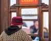 Când se plătesc pensiile în august 2026. Datele la care ajung banii prin Poșta Română și pe card