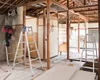 Schimbări în privința renovărilor la bloc. Ce lucrări se pot face fără autorizație