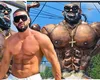 Statuia controversată din Bușteni care i-a împărțit pe turiști: unii îl văd pe Dorian Popa, alții pe „Satana”. Culturistul de 5.000 de euro va fi mutat
