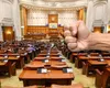Război total în parlament! Două funcții de conducere au fost luate de la PNL și USR, pentru a ajunge la AUR și SOS. Scandalul, pe masa CCR