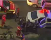 Alertă în Capitală, bărbat imobilizat de polițiști după ce s-a urcat într-o mașină aflată în mers. Ce explicații le-a dat agenților, șoferița a trăit spaima vieții ei