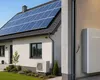 Bani pentru panouri fotovoltaice și baterii. Cine poate beneficia de finanțare