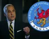 Călin Georgescu ar fi făcut parte din Direcția de Informații Externe înainte de 1989 și ulterior din Serviciul de Informații Externe. Acuzațiile făcute de deputatul Robert Sighiartău (PNL): „Eu vă spun ce aud aici, pe holurile Parlamentului”