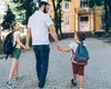 Angajații din familiile monoparentale ar putea primi cel puțin trei zile de concediu de odihnă în plus