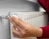 Veste bună pentru sezonul rece. Se dau, din nou, ajutoare pentru încălzire! Cine va primi până la 500 de lei pe lună