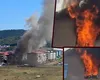 Incendiu puternic în Cluj. Ard un apartament și acoperișul blocului
