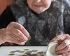 România riscă să ajungă la „junk” în octombrie. Pensiile și salariile, în pericol din cauza ratingului de țară
