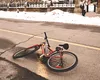 Copil de 11 ani, mort după ce a căzut cu bicicleta. Băiatul a pierdut controlul vehiculului și nu l-a mai putut redresa